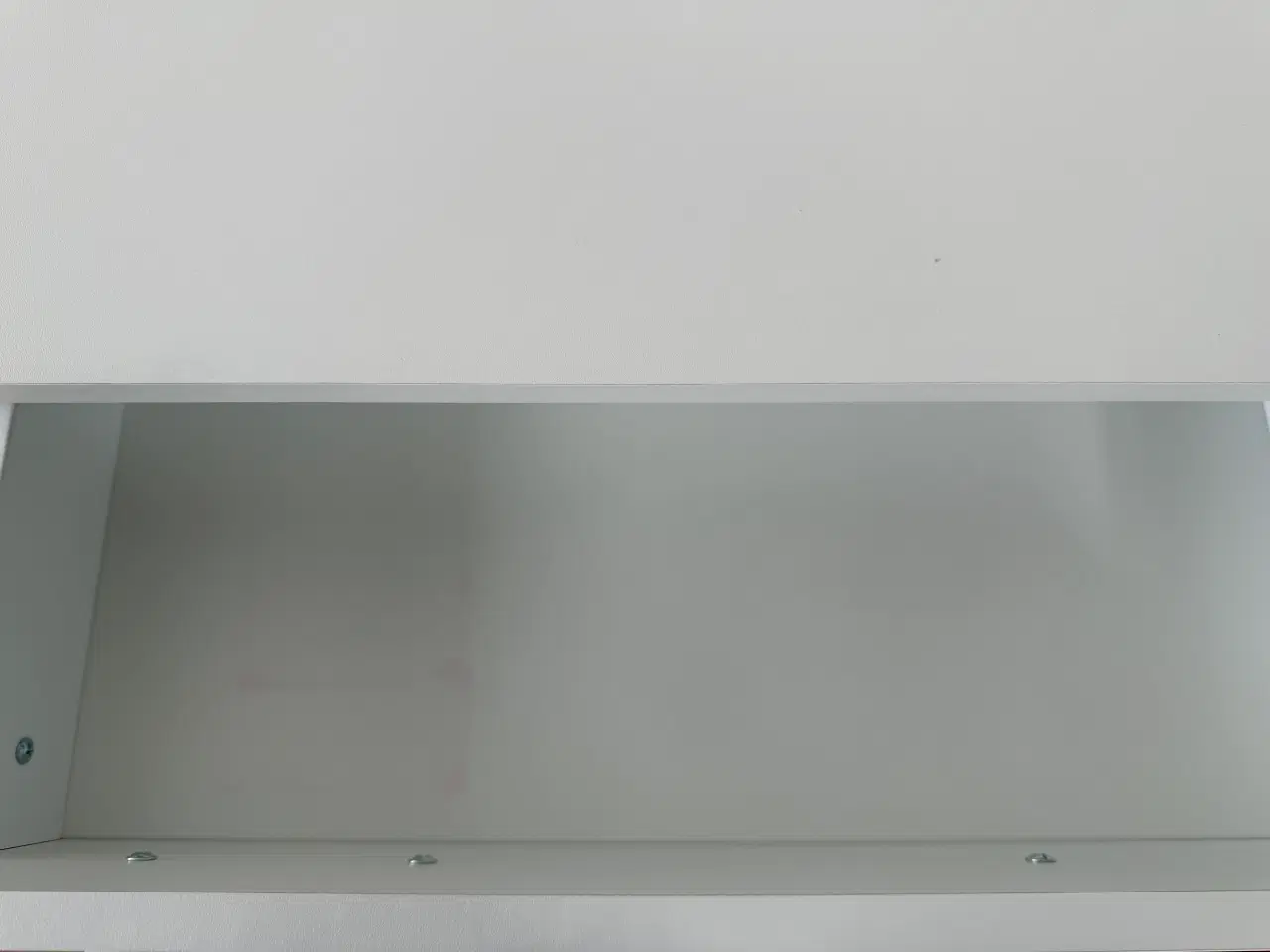 Billede 5 - Kommode med 2 skuffer og skab med en hylde 