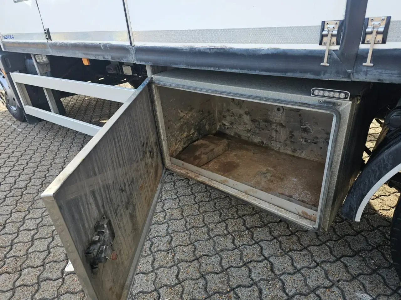 Billede 13 - MAN TGM 15.290, Lukket kasse
