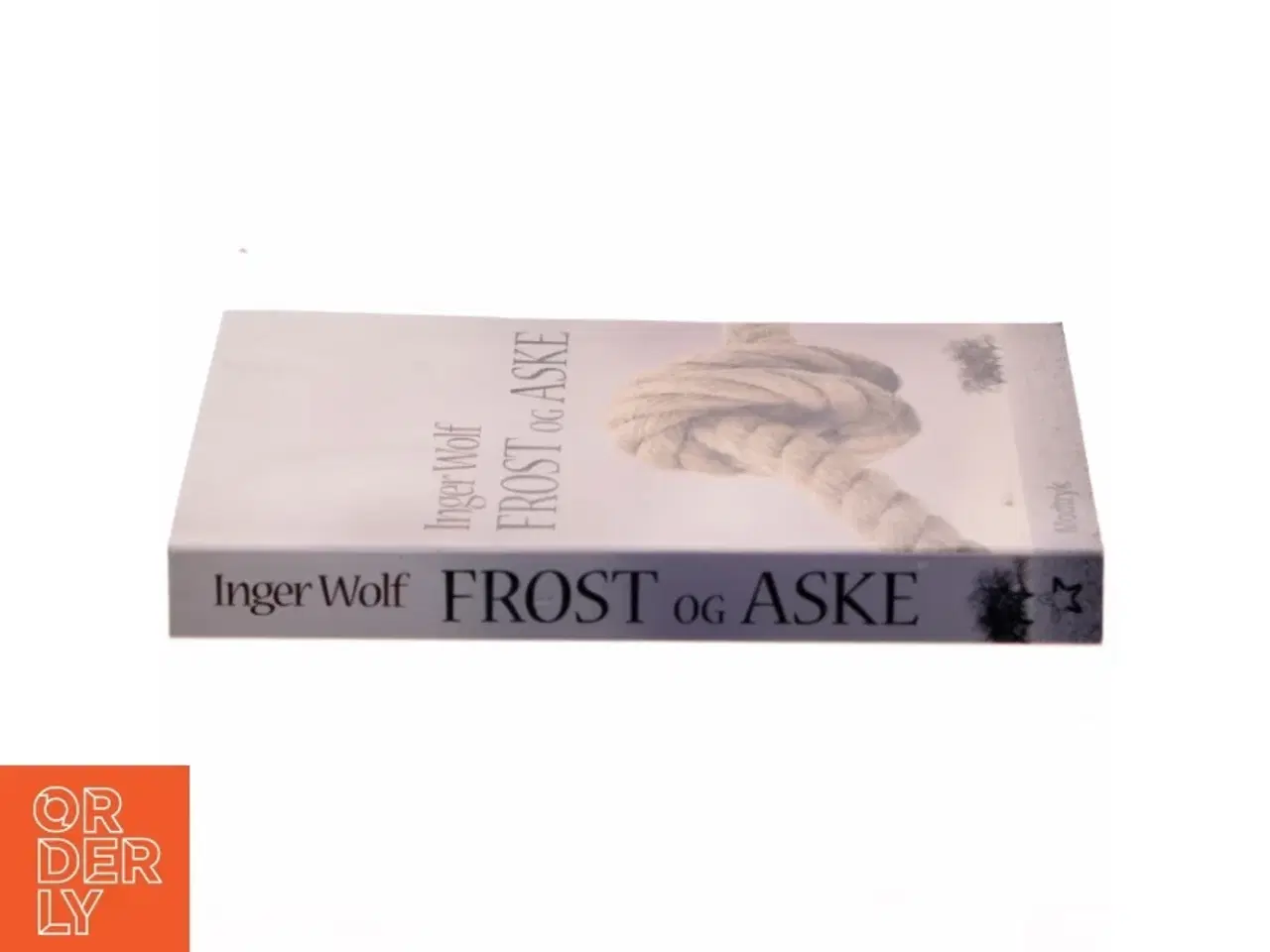 Billede 2 - Frost og aske af Inger Wolf (Bog)