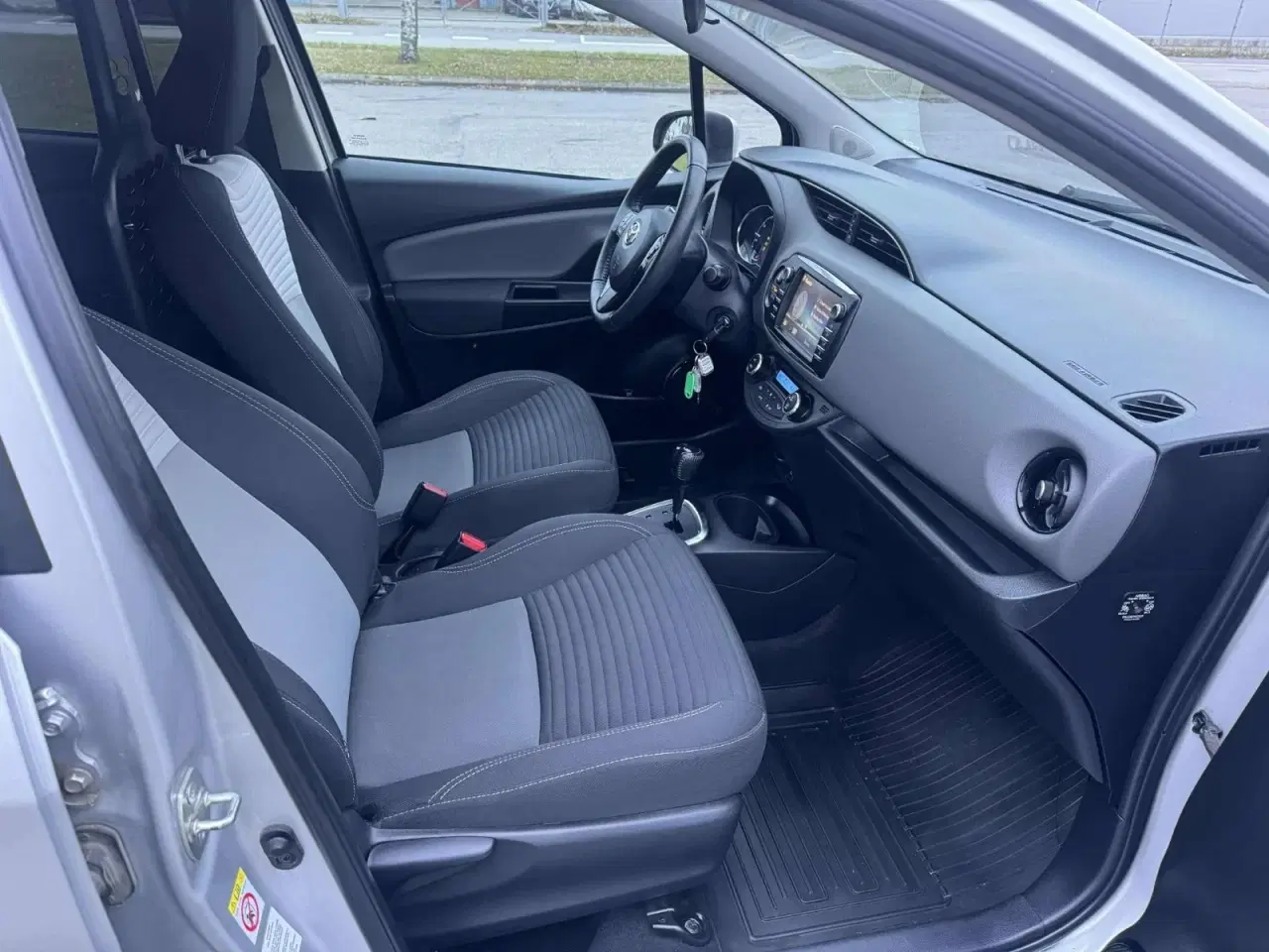 Billede 12 - Toyota Yaris 1,5 Hybrid H2 e-CVT Van