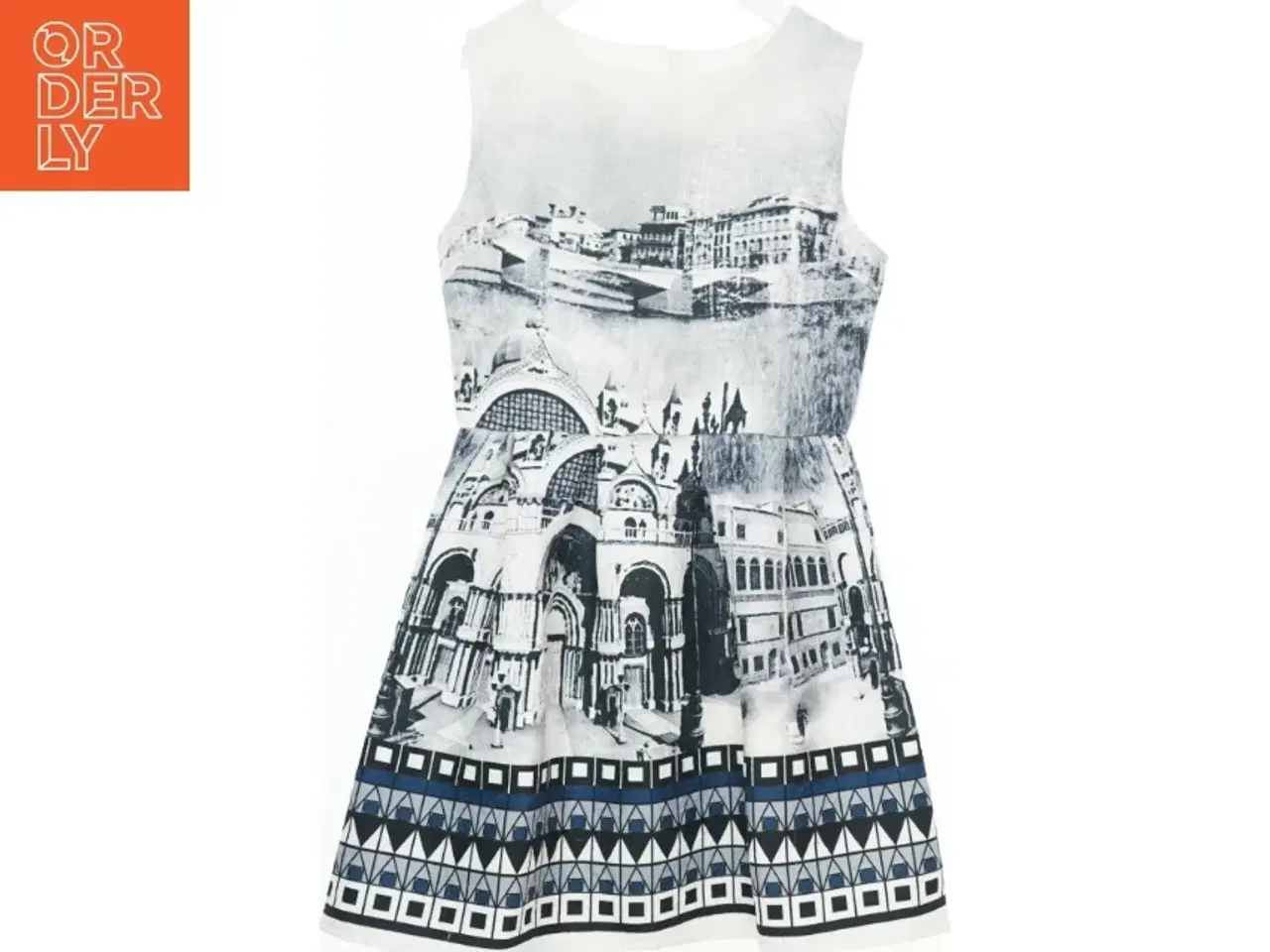 Billede 1 - Kjole med bymotiv fra Dns (str. S)