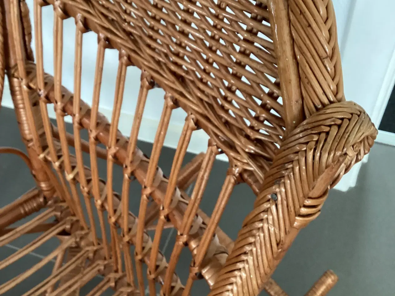 Billede 3 - Lækkert børnesæt bambus,gyngestol