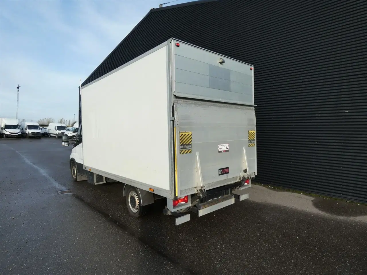 Billede 2 - Iveco Daily 35S18 ALUKASSE/LIFT AG8 3,0 D 180HK Ladv./Chas. Aut.