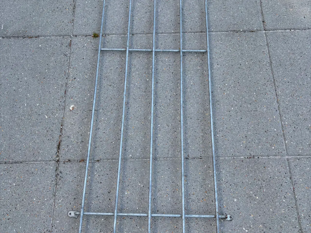 Billede 4 - 2 x Espalier til mur, gitter