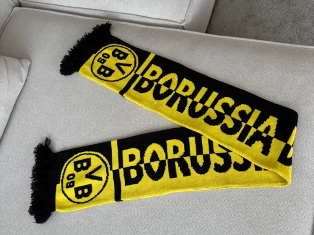 Billede 3 - Borussia Dortmund halstørklæde 