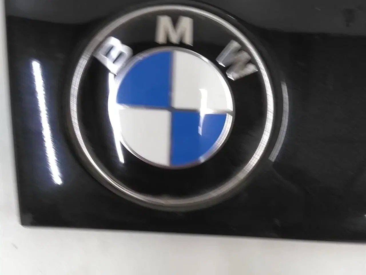 Billede 2 - Luftindtag højre med BMW emblem A62391 Z3