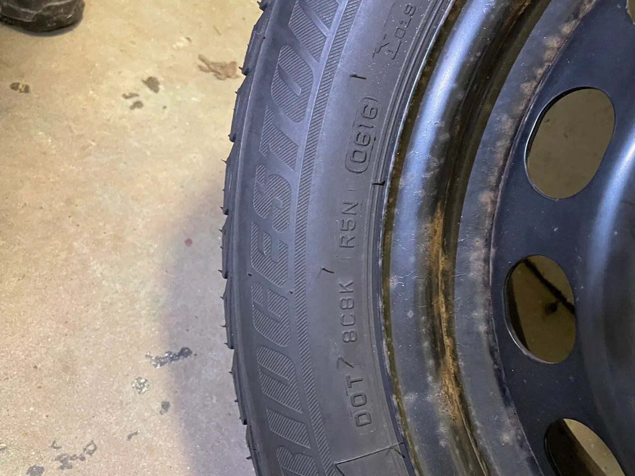 Billede 4 - 4 x Vinterdæk Bridgestone 205/55/R16