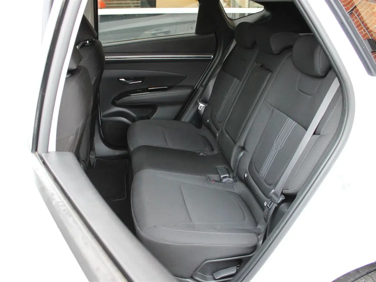 Billede 3 - Hyundai Tucson 1,6 T-GDI  Plugin-hybrid Essential 4WD 265HK 5d 6g Aut.