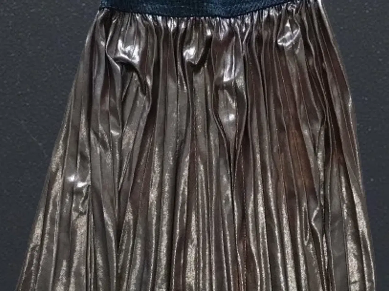 Billede 1 - JOSS Nederdel str. 12 år sælges