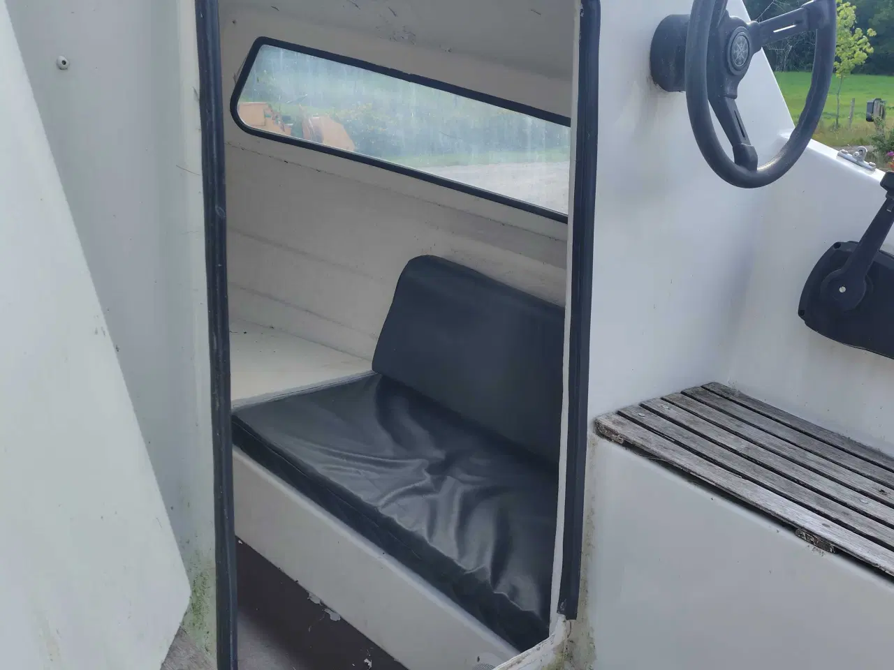 Billede 4 - 17 fods kabine båd med en 15 hp marine motor 