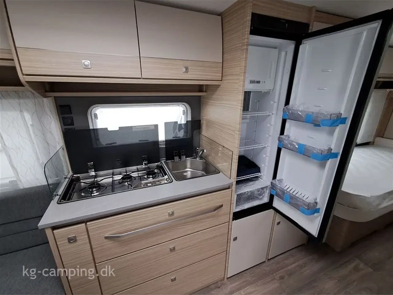 Billede 8 - 2026 - Fendt Bianco Selection 515 SG Kvalitetsvogn indrettet med enkeltsenge og sengeudtræk samt masser af udstyr.