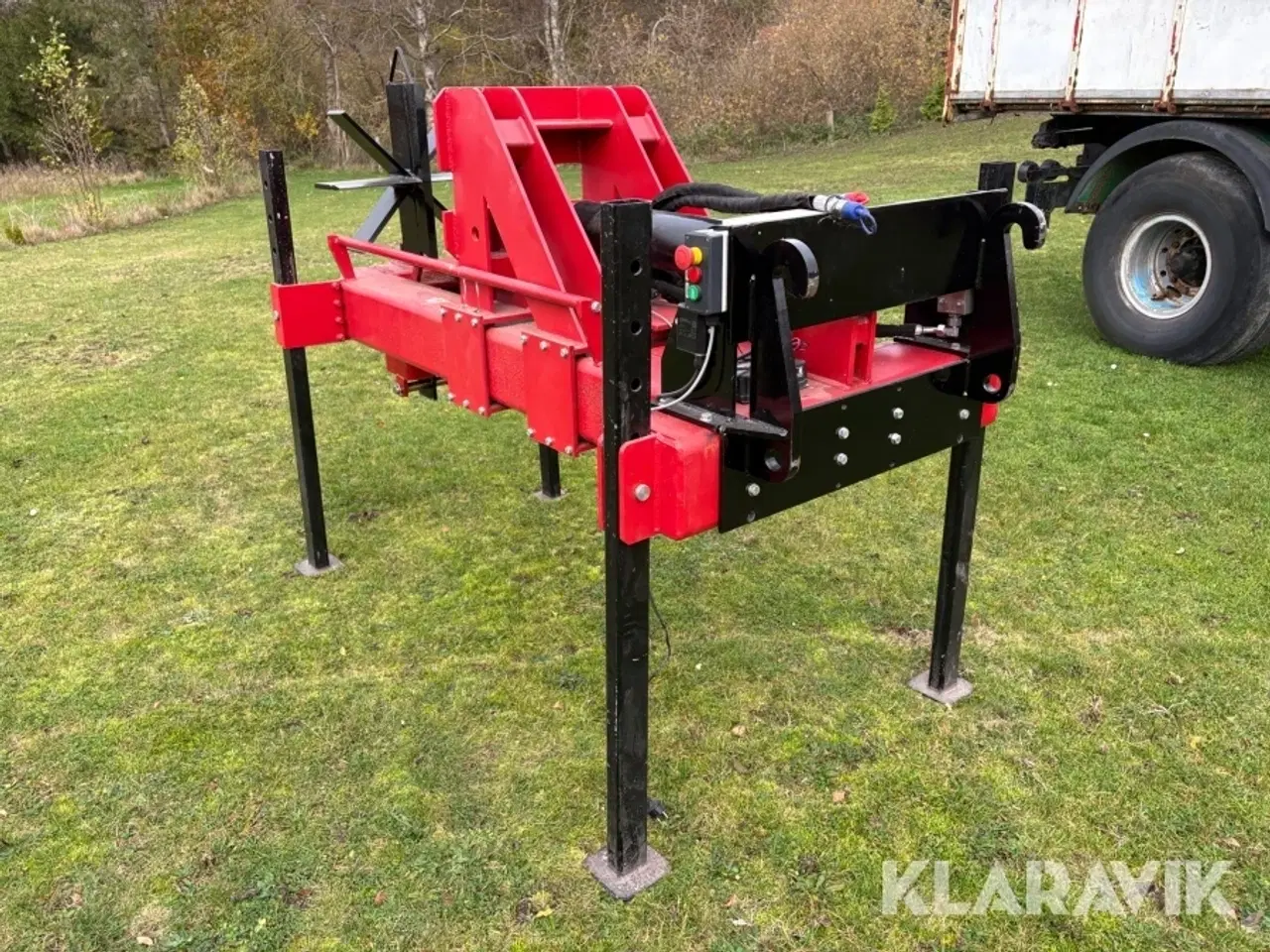 Billede 2 - Fjernstyret brændeflækker til minilæsser 30 tons