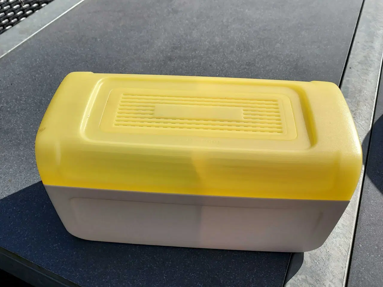 Billede 1 - Tupperware brødkasse