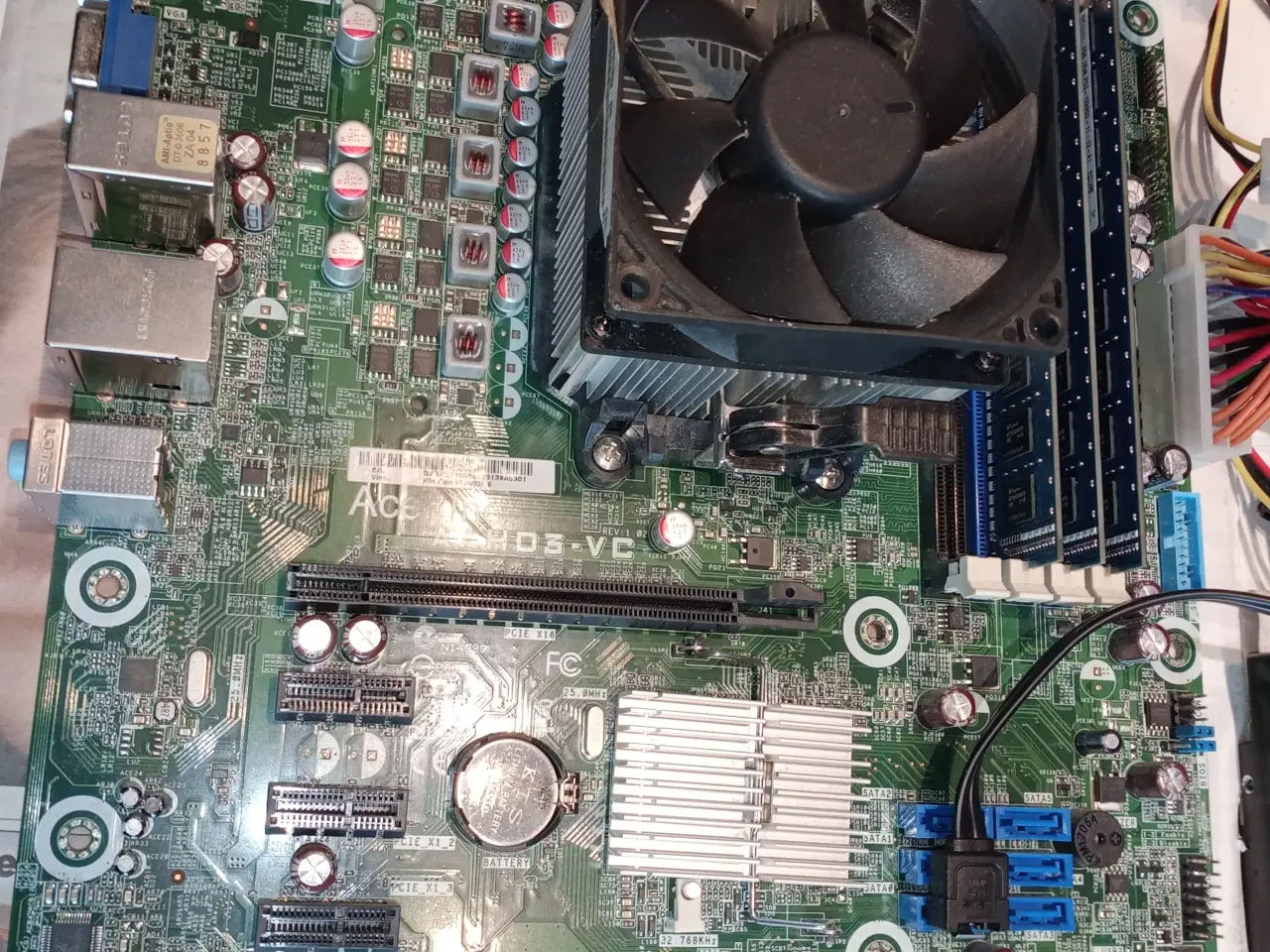 Billede 8 - Bundkort, cpu, ram og hdd m/ win 11 dk