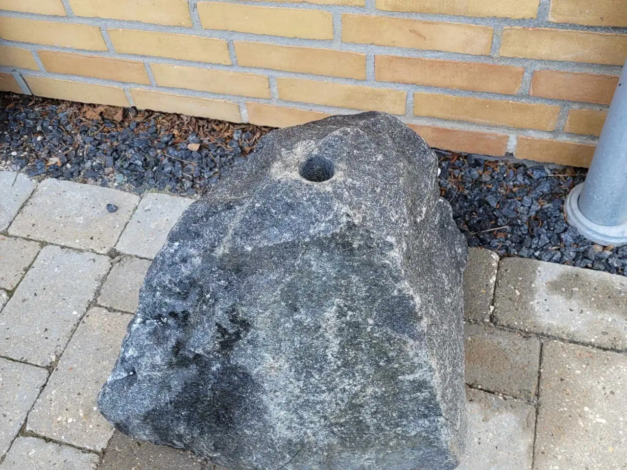 Billede 1 - Vandsten granit. Komplet sæt.