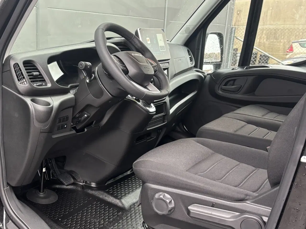 Billede 12 - Iveco Daily 3,0 35S18 12m³ Van AG8