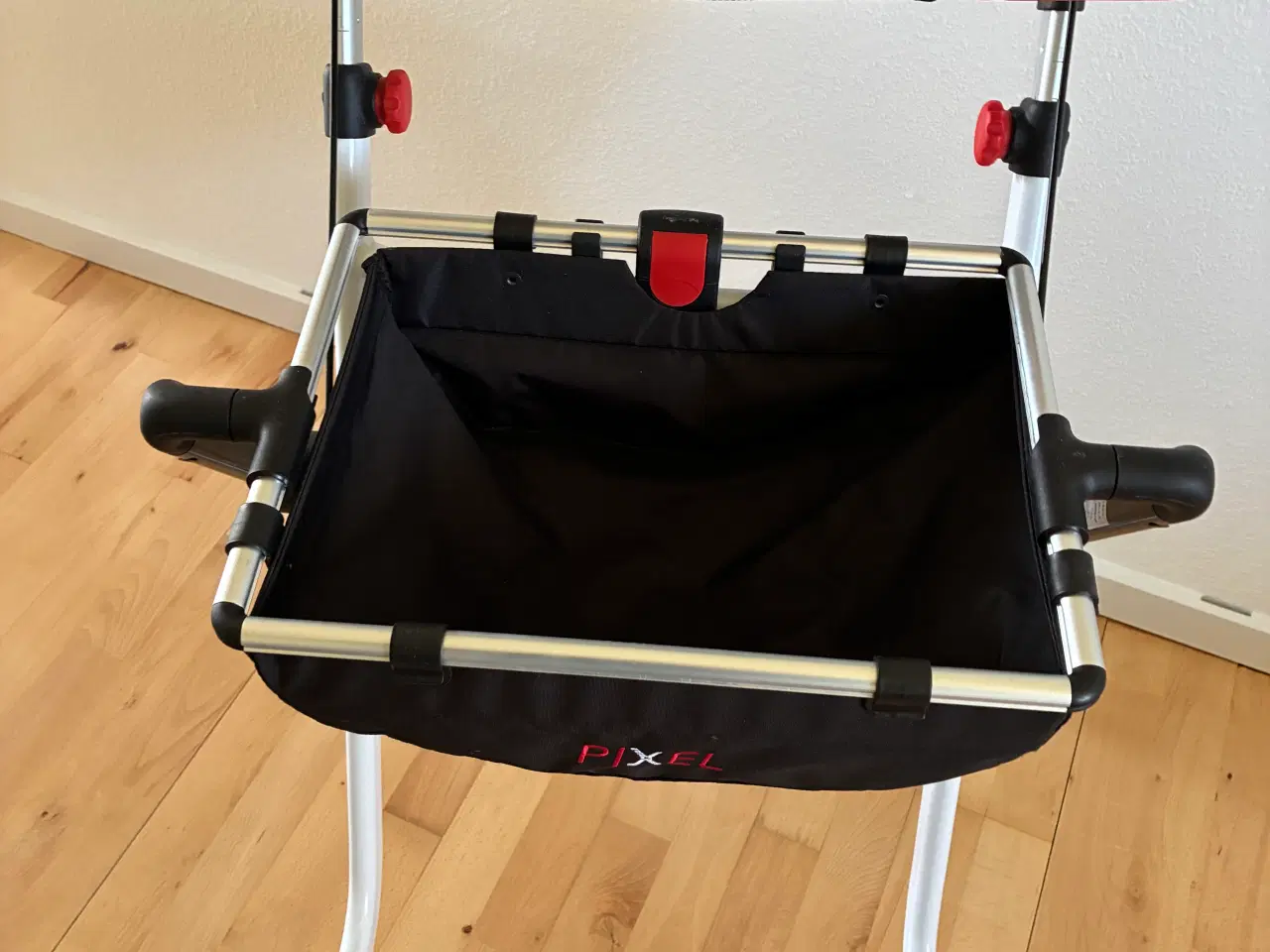 Billede 2 - Letvægts rollator