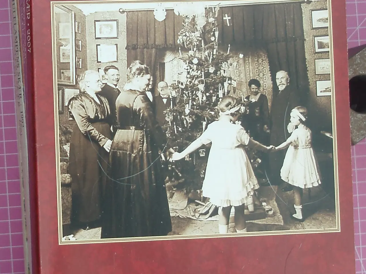 Billede 3 - Ved Julelampens Skær