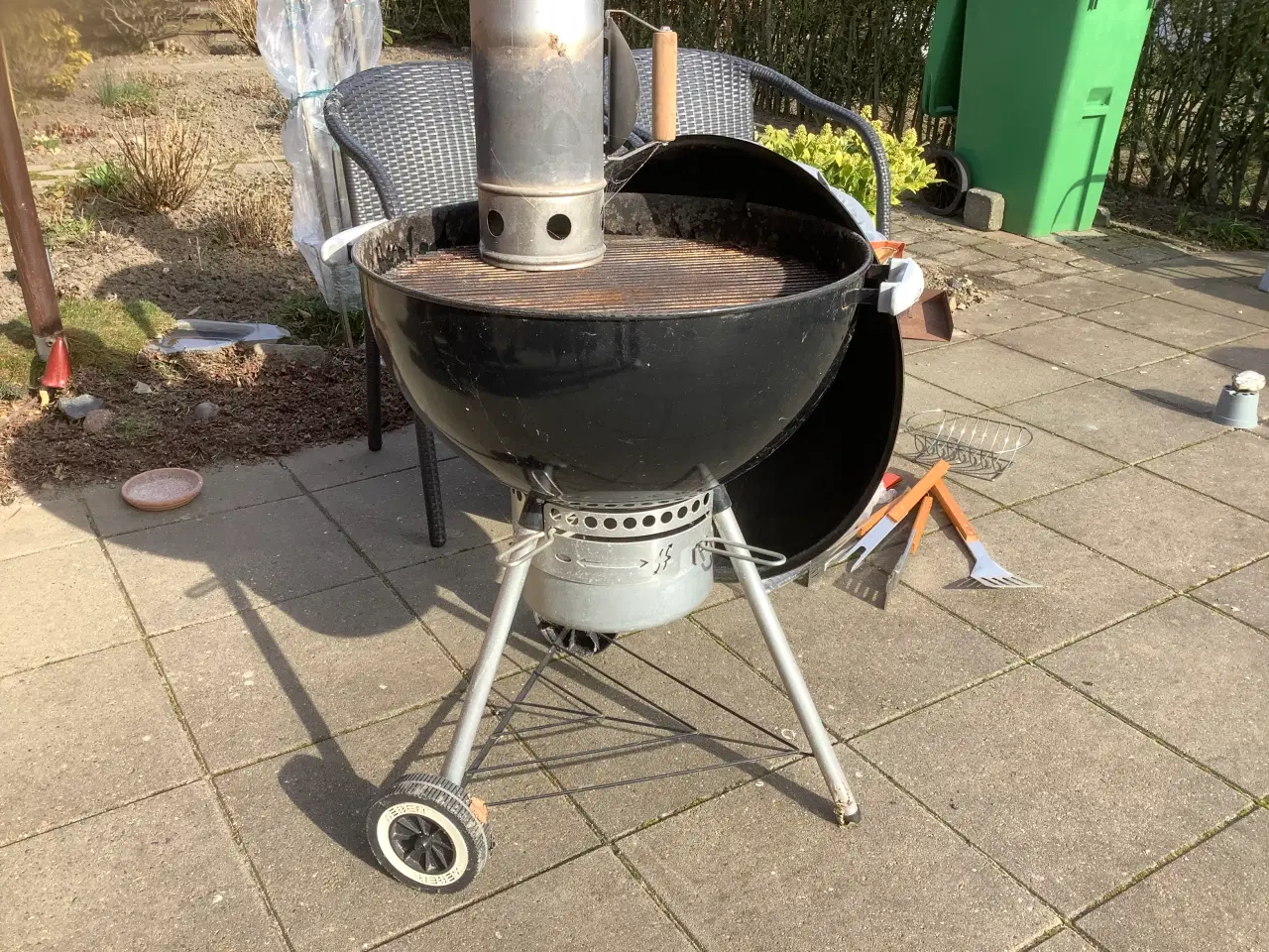 Billede 7 - Weber kul grill - 57 cm med tilbehør