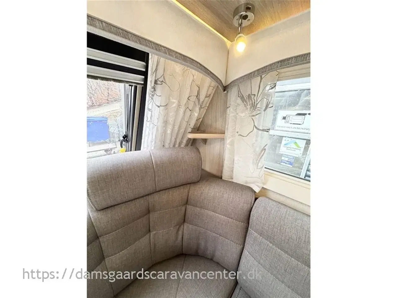 Billede 7 - 2023 - Kabe Briljant 470 XL   Franskseng-Alde-Gulvvarme-Mover-Telt