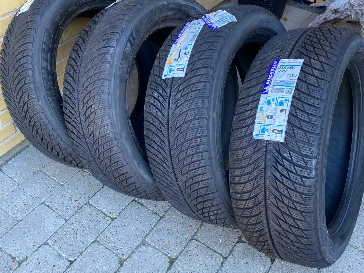 Billede 2 - 19”  235/50-19” Michelin Vinter. 