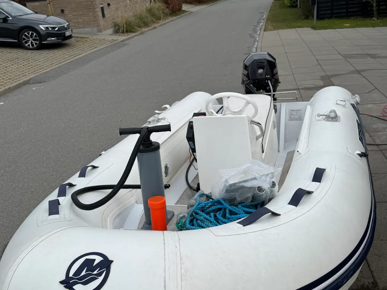 Billede 8 - Quicksilver 350 Alurib med 20 hk påhængsmotor