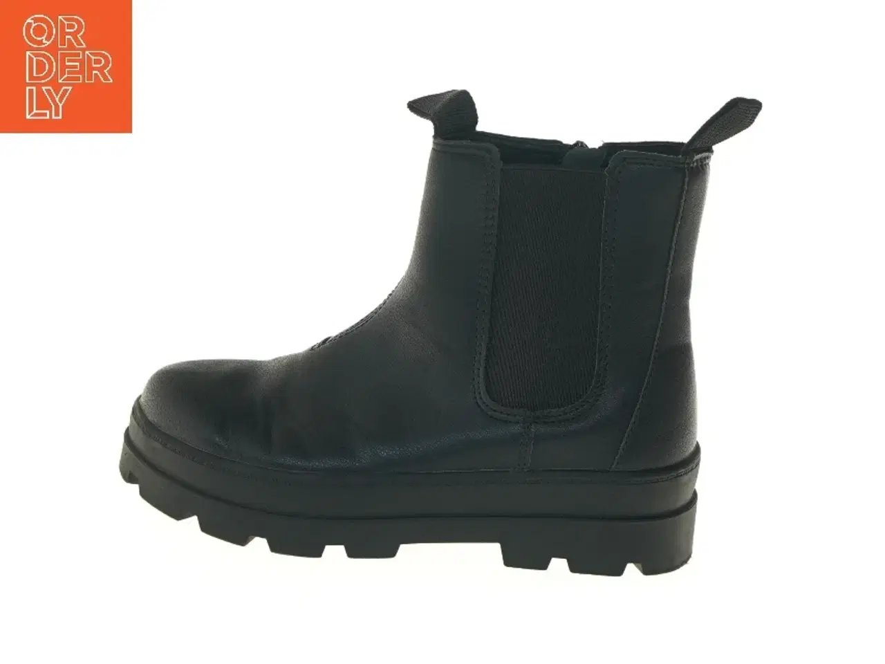 Billede 1 - Sort børnestøvle størrelse 30 fra H&M (str. 30 )