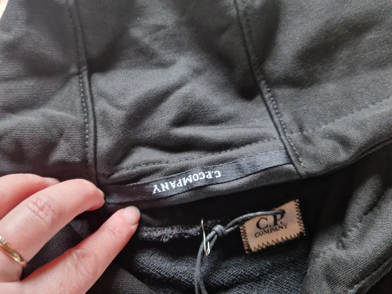 Billede 4 - C.p.company herrejakke, Str M.Brugt tre gang.