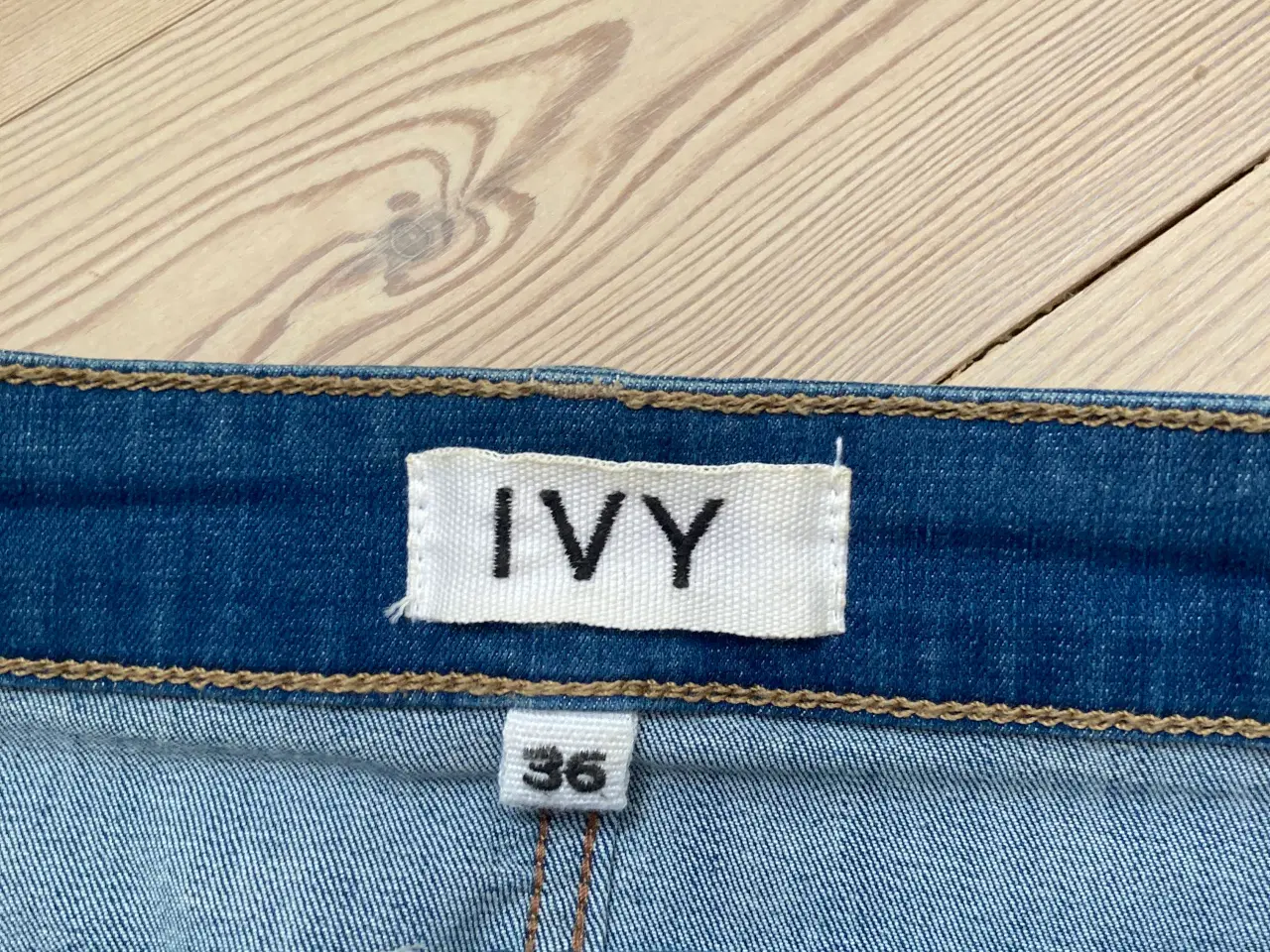 Billede 2 - Nederdel 