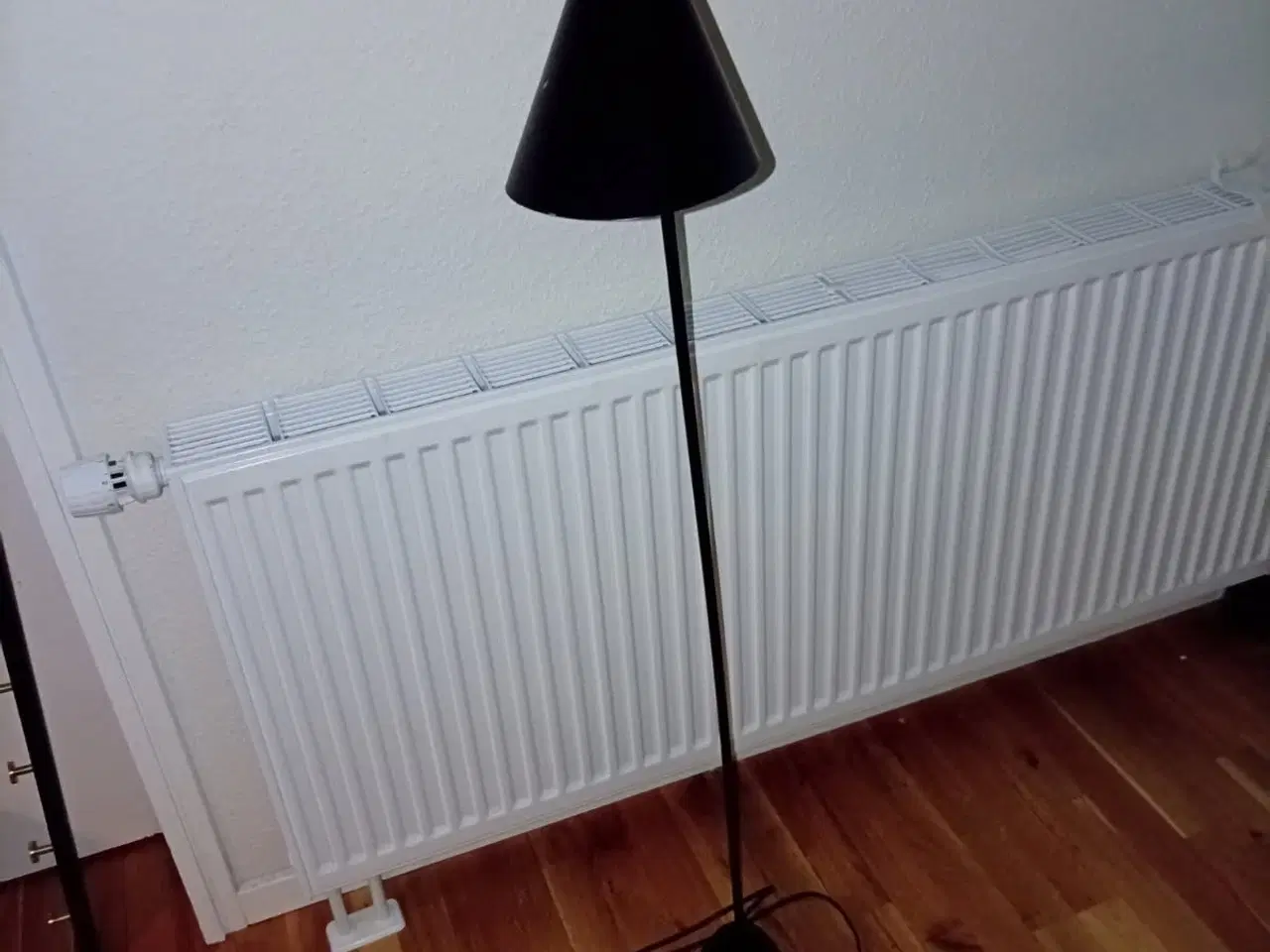 Billede 2 - Louis Poulsen AJ gulvlampe 