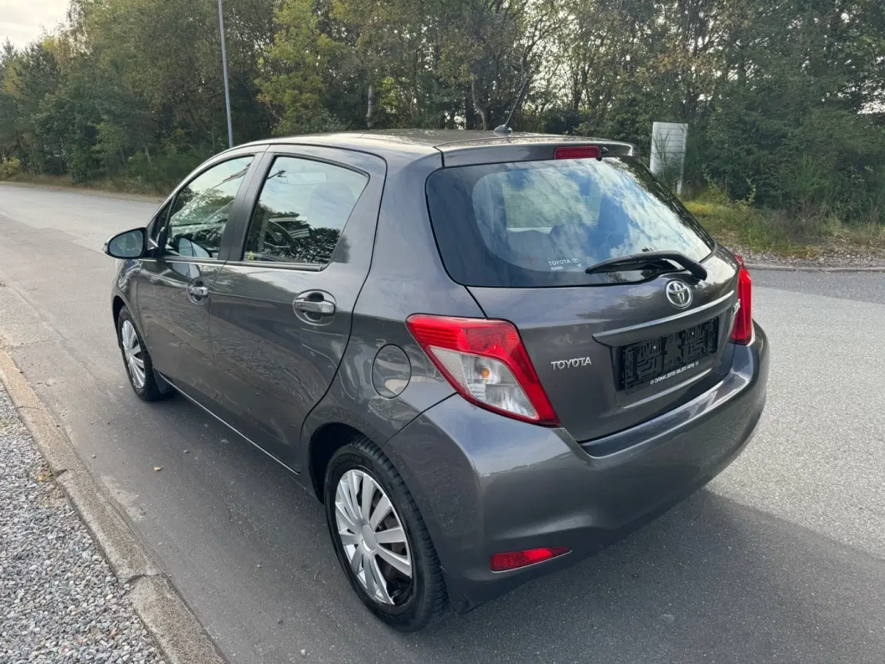 Billede 9 - Toyota Yaris 1,0 VVT-i T2 Touch