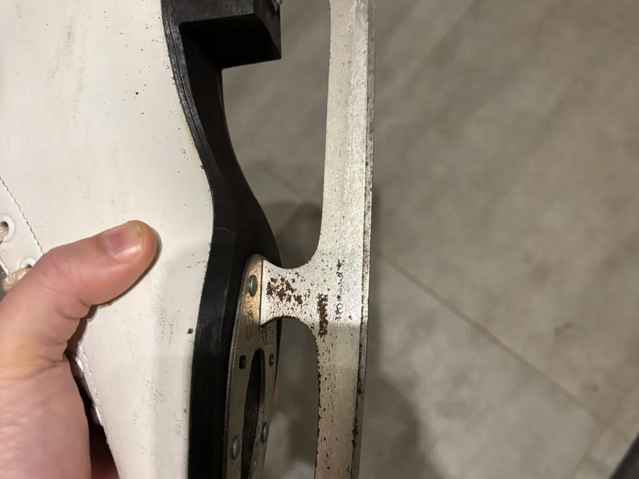 Billede 3 - Fine skøjter str 40 sælges