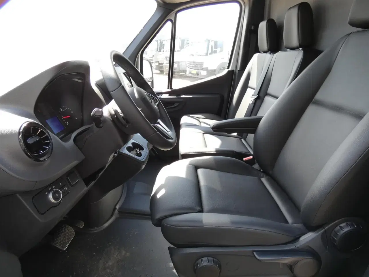 Billede 9 - Mercedes-Benz Sprinter 317 2,0 CDI A2 H2 RWD 9G-Tronic 170HK Van Aut.