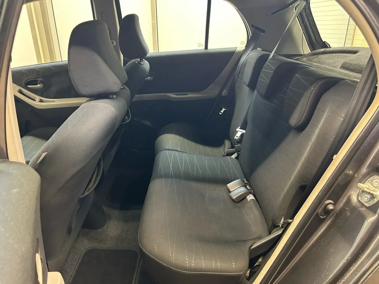 Billede 14 - Toyota Yaris 1,4 D-4D aut. 5 dørs 90HK 5d