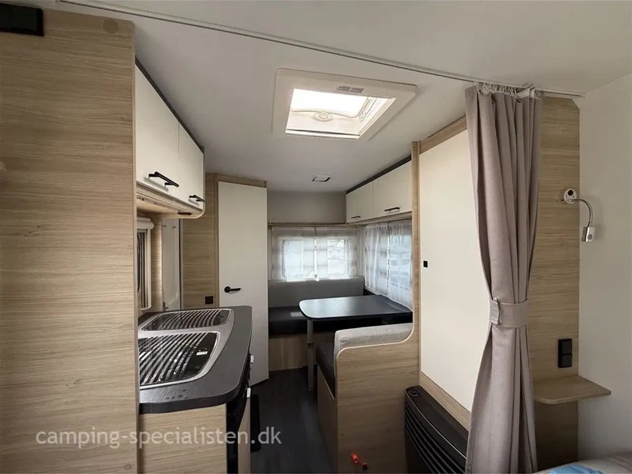 Billede 9 - 2022 - Caravelair ALBA 390   Caravelair Alba 390 2023 - Se den nu hos Camping-Specialisten.dk