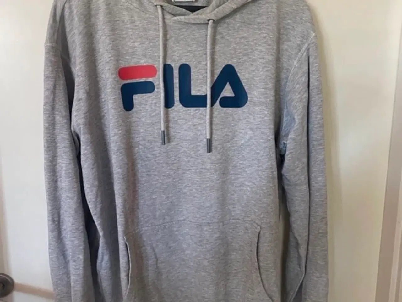 Billede 3 - Fila hætte trøje str M