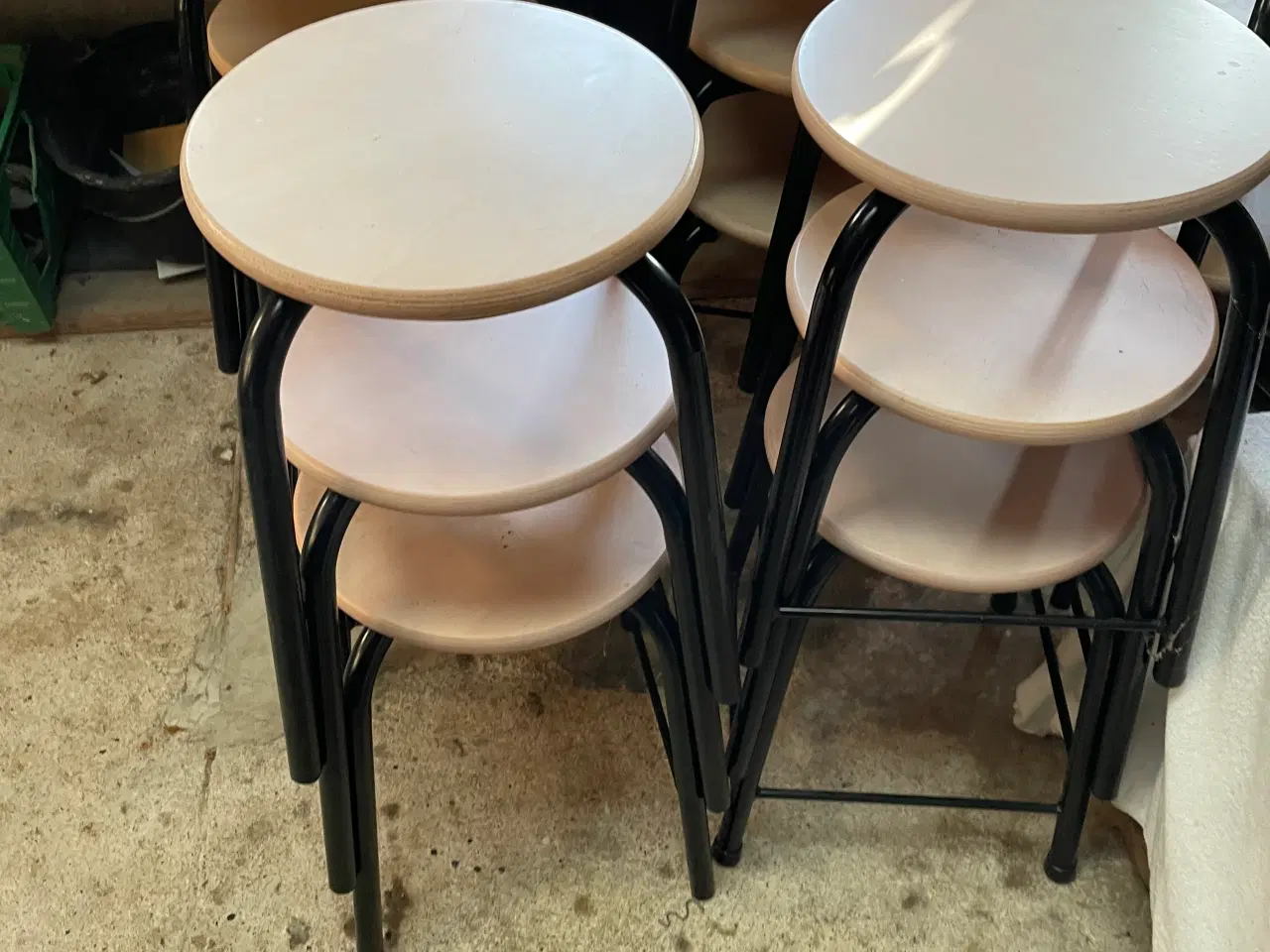 Billede 2 - 7 stk solide Taburet