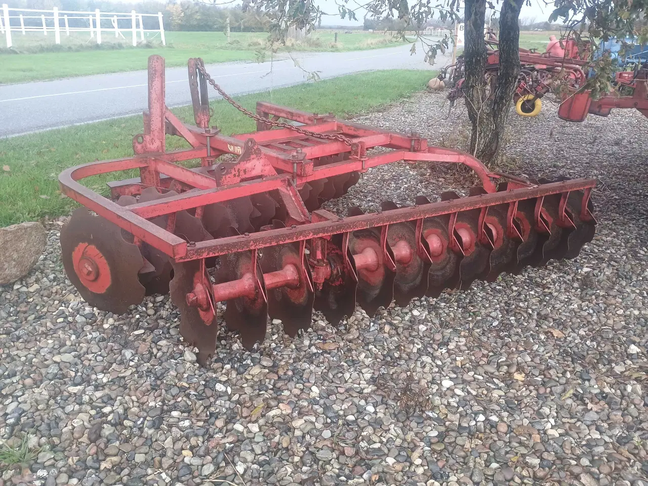 Billede 1 - Tallerken harve omme