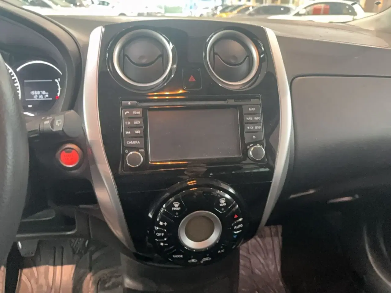 Billede 9 - Nissan NOTE Acenta Tech 1.2 .Benzin