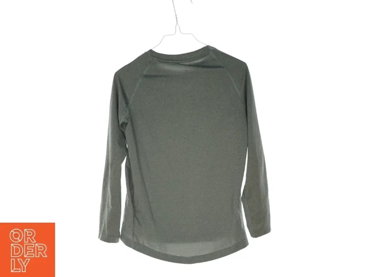 Billede 2 - Bluse fra Nike (str. 122 cm)
