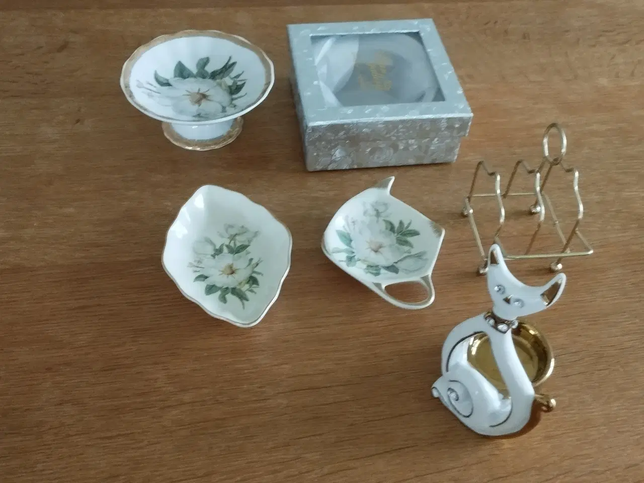 Billede 1 - Porcelæn ting, til te ( se %)