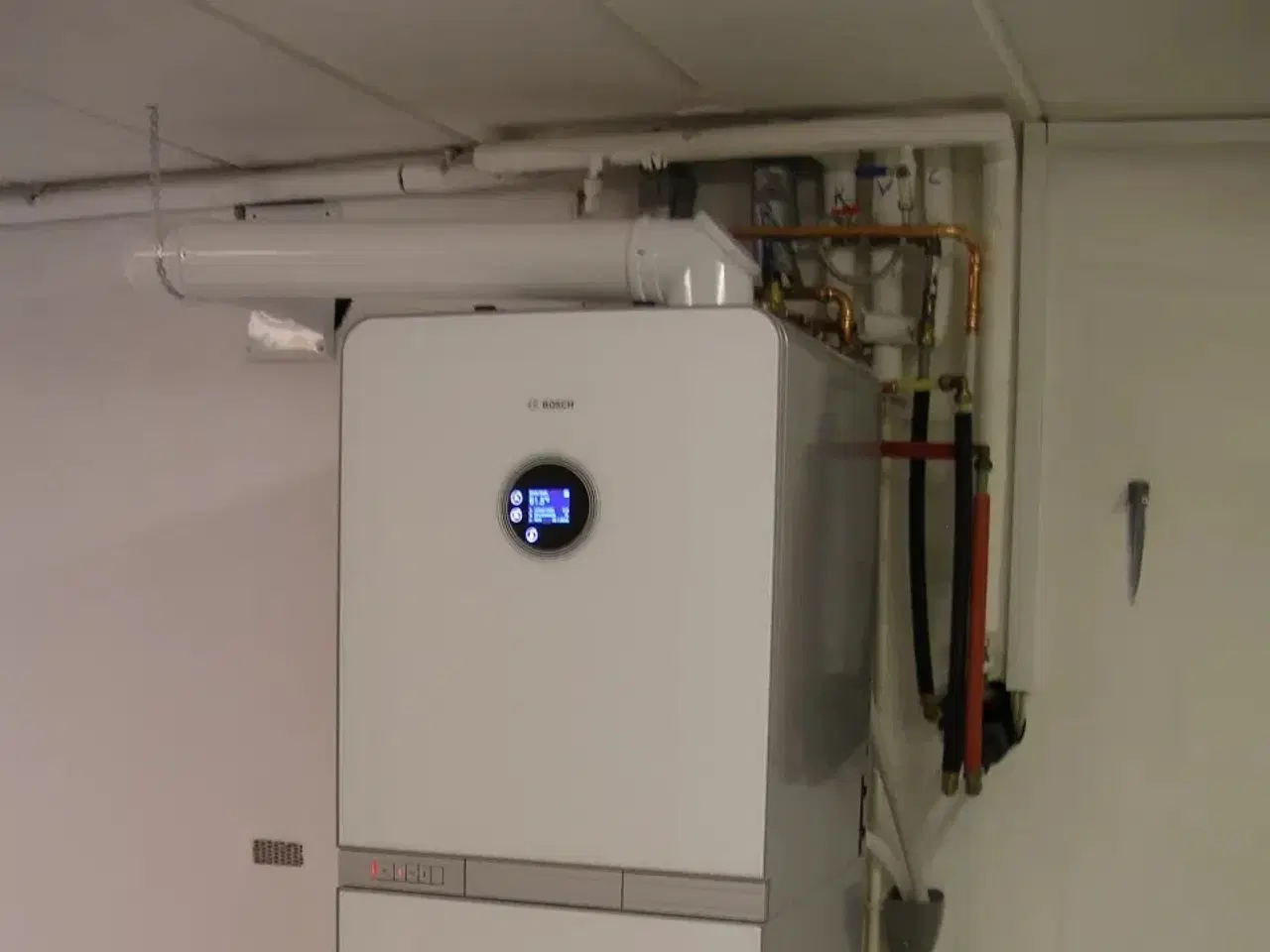 Billede 1 - Bosch gasfyr Condens 9000i, 2017, fejler intet
