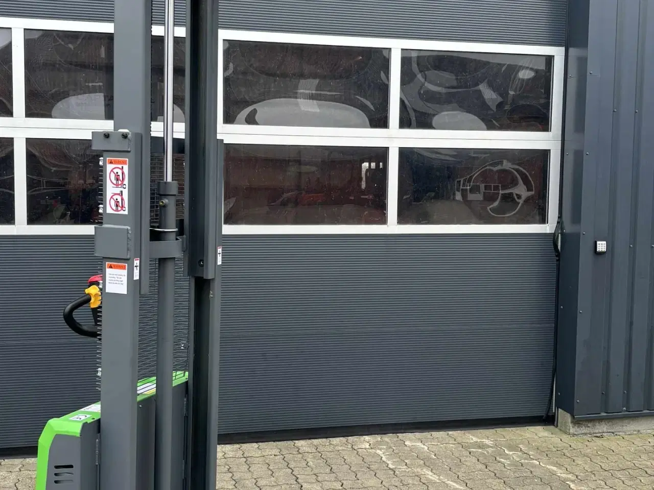 Billede 1 - - - - Fabrikny elektrisk Palleløfter