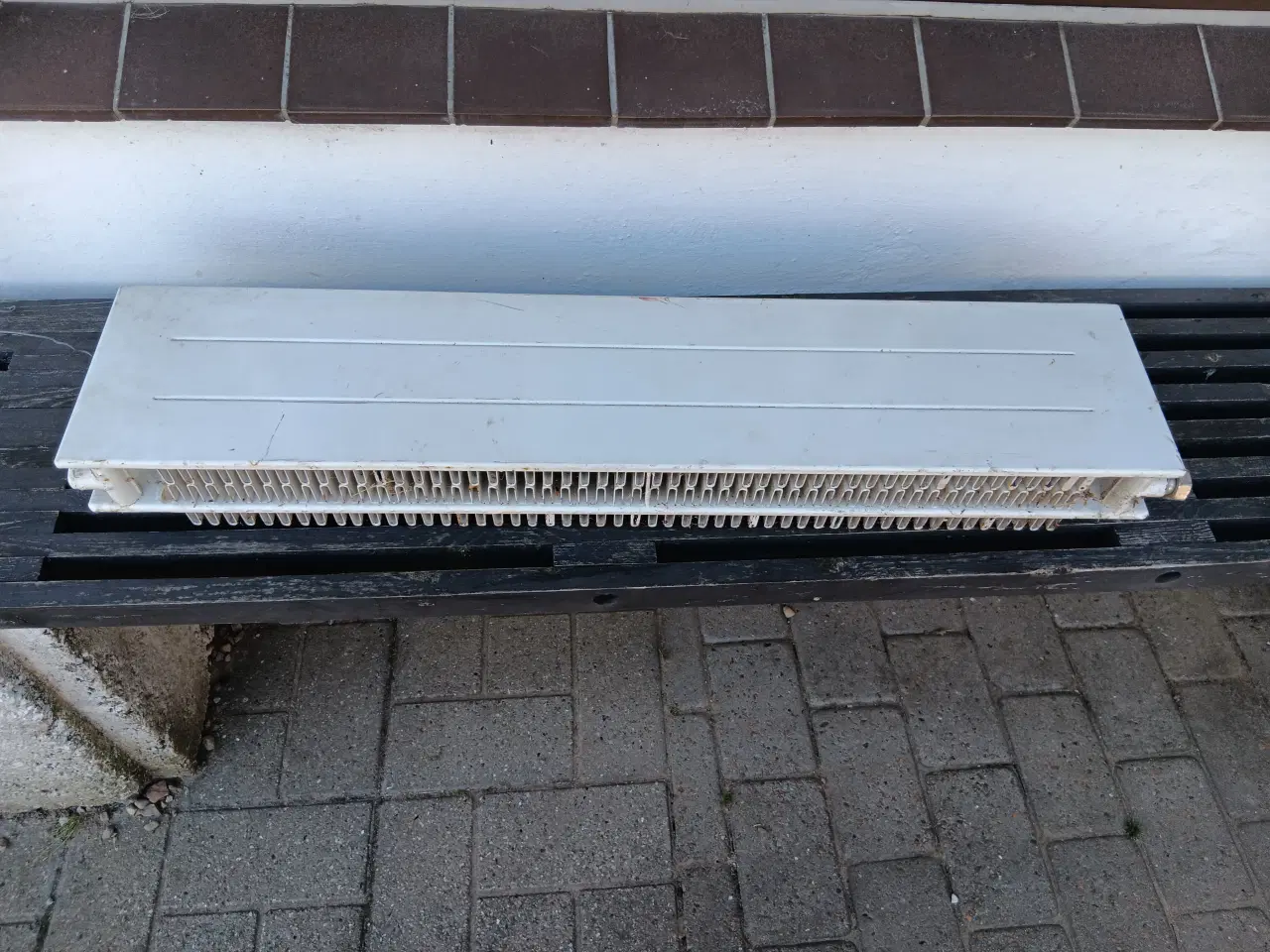 Billede 1 -  Hvid Radiator 