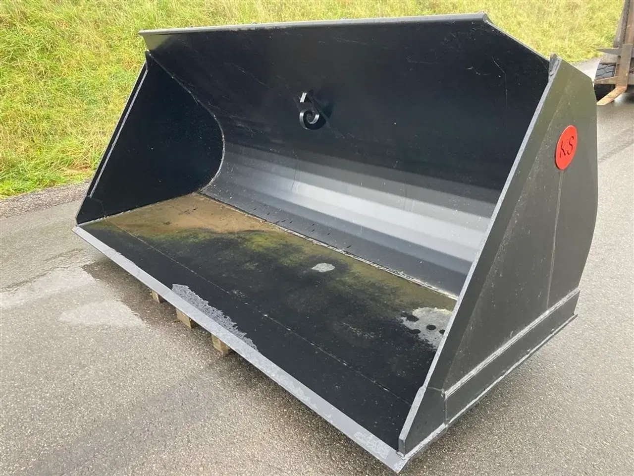 Billede 2 - Kirk Volvo kobling Stor Læsseskovl på 3000 cm og indhold på 3100 liter