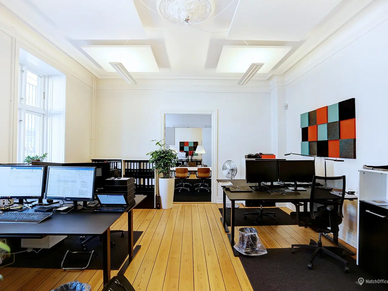 Billede 6 - Præsentabelt og herskabeligt lejemål med adgang til grønt udeareal