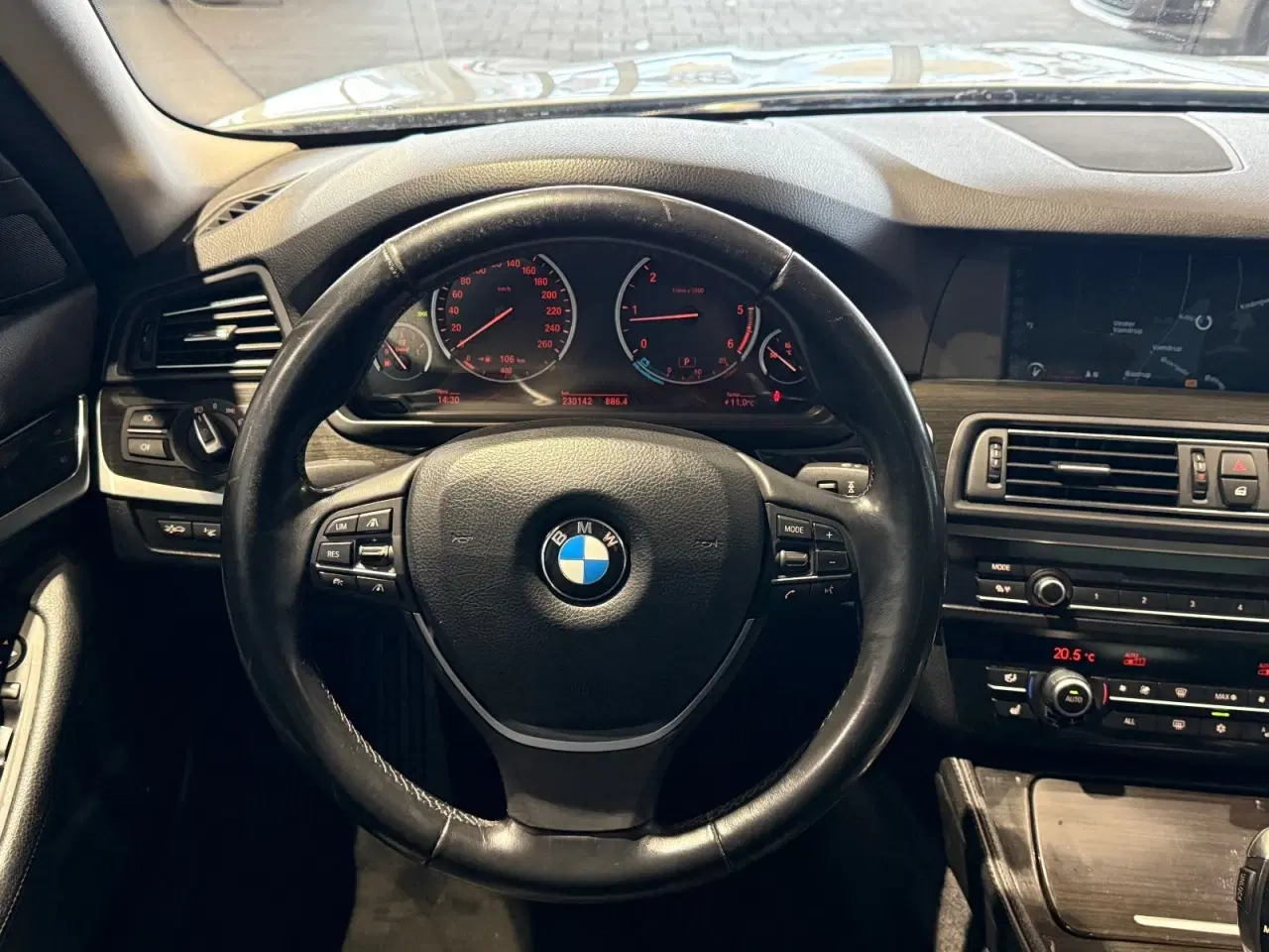 Billede 6 - BMW 530d 3,0 Touring xDrive aut.