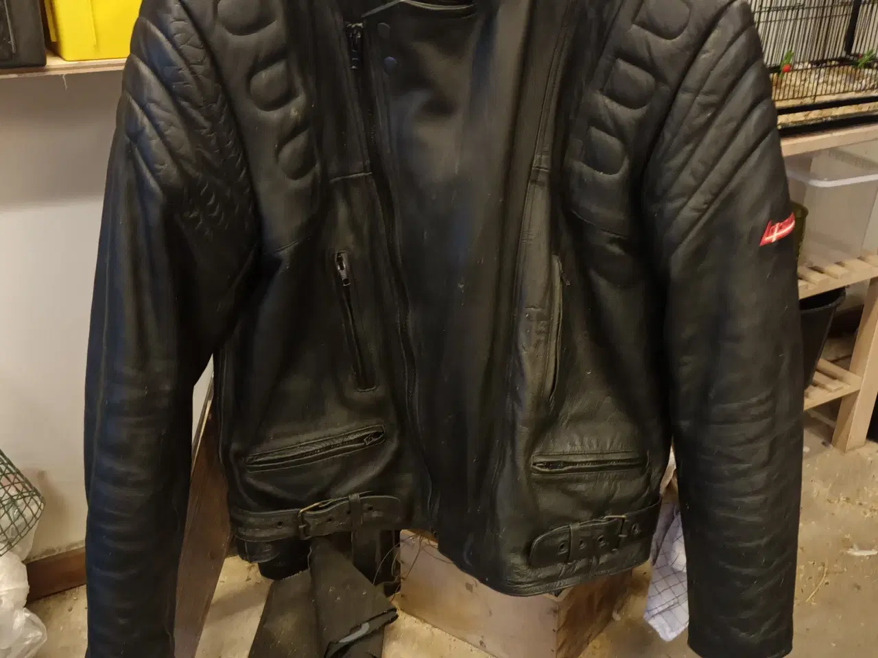 Billede 1 - MC læder jakke, sælges str. 60