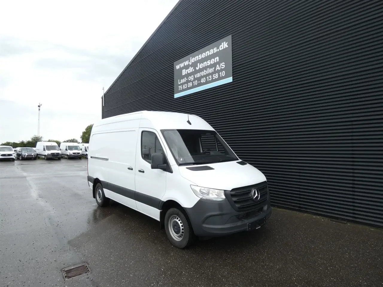 Billede 1 - Mercedes-Benz Sprinter 317 2,0 CDI A2 H2 RWD 9G-Tronic 170HK Van Aut.