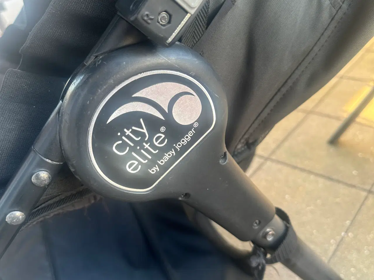 Billede 5 - Baby Jogger City Elite klapvogn med stor kaleche